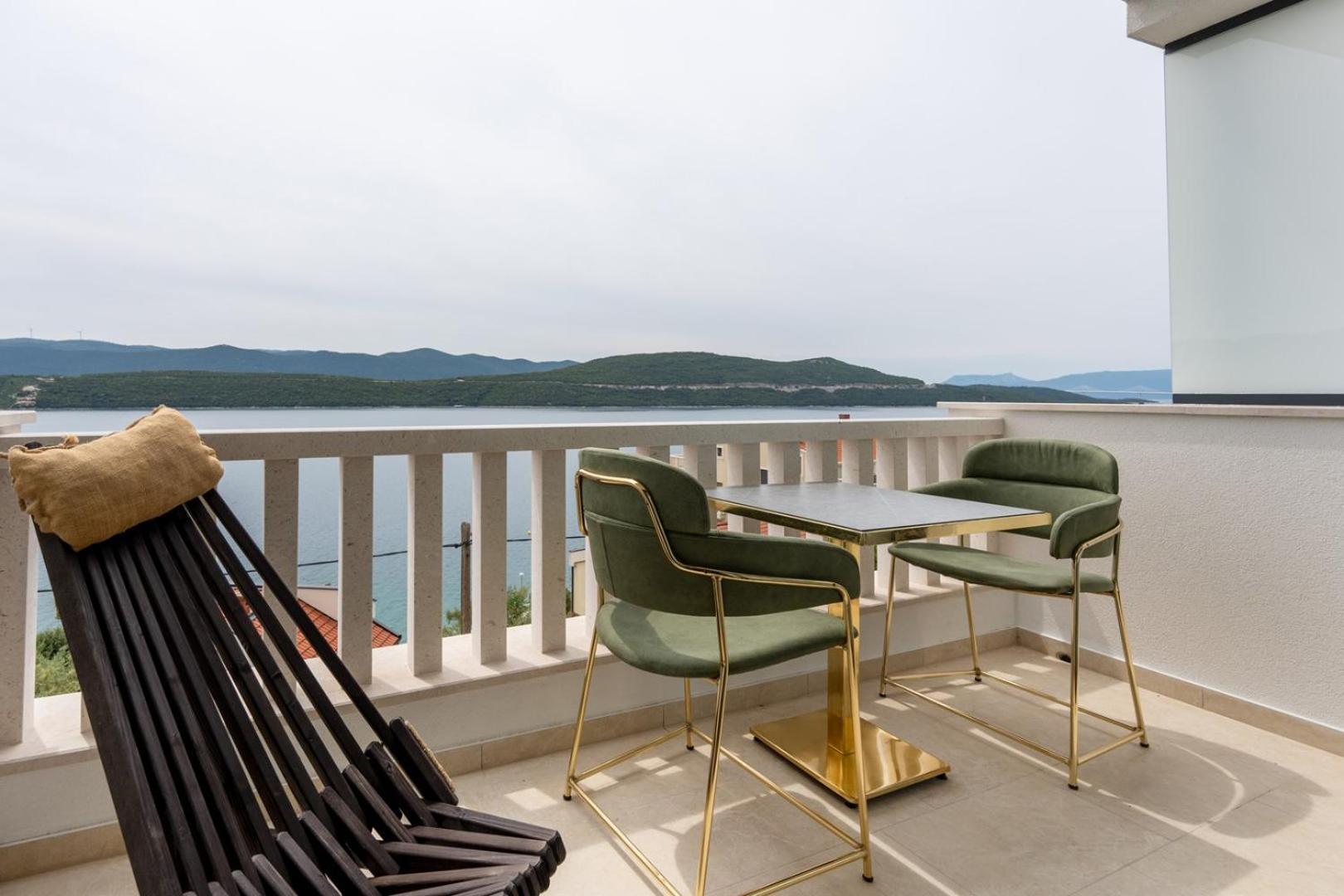 Villa Emina Sa Privatnom Plazom I Parkingom Неум Екстер'єр фото